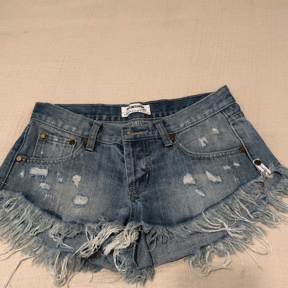 One teaspoon Bonitas shorts size 23